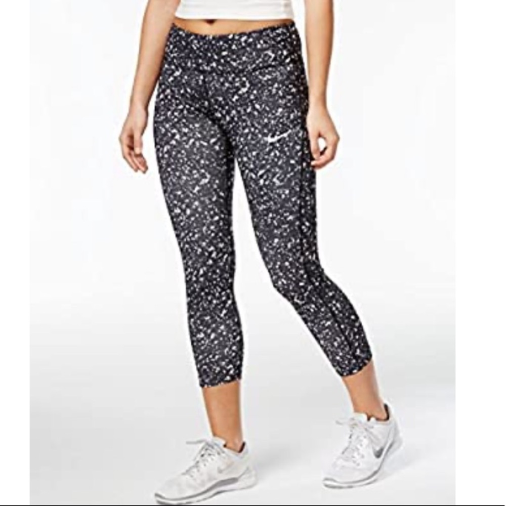 NWT Nike Dri-Fit crop running pants - Picture 1 of 6